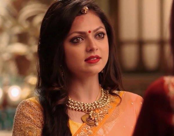 Drashti Dhami - Husband,Wiki, Age, Height, TV Shows, Trivia