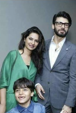 Fawad Khan - Wife, Wiki, Age, Upcoming Movies, Photos, Height, Trivia